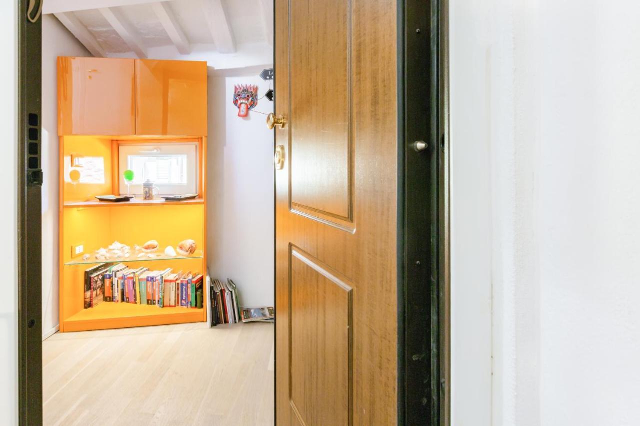 Piazza Dei Cavalieri Orange Attic Apartment Pisa Bagian luar foto